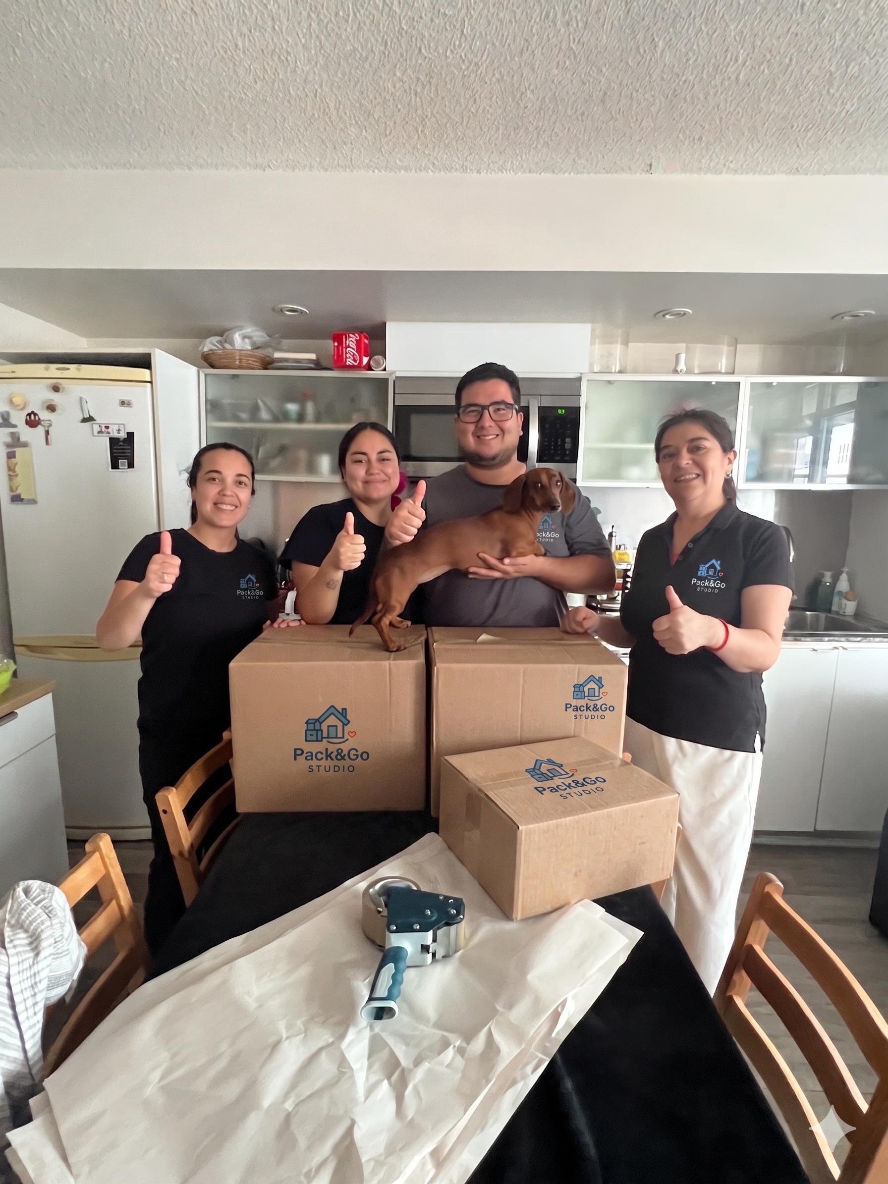 Hands-on moving day support inside a home